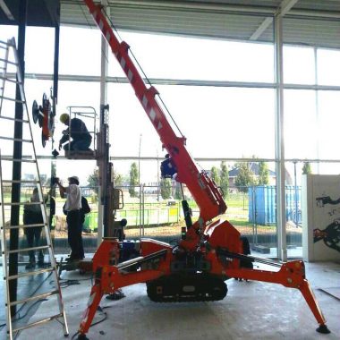 
												Industry:HÅNDTERING AF GLASRUDER												