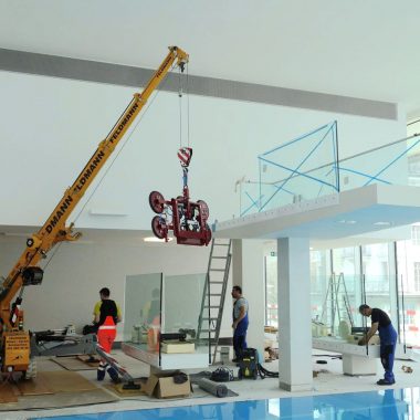 
												Industry:HÅNDTERING AF GLASRUDER												